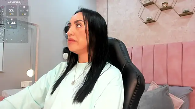 Snapshot of MAGIC_AURORAA chatting on 03.14.25 MAGIC AURORAA online show from 03.14.25