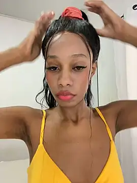 Imaraa  online show from 01.05.25