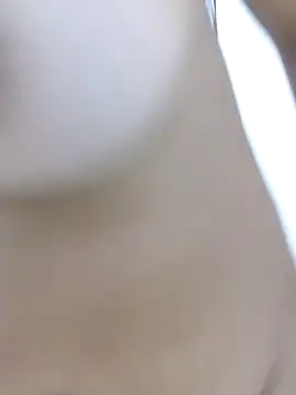 Brendabluee online show from 01.21.25