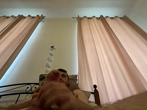 tomasek28 online show from 10.04.25