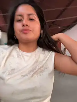 Snapshot of lunagonzales_lima_2007 chatting on 02.22.25 lunagonzales lima 2007 online show from 02.22.25