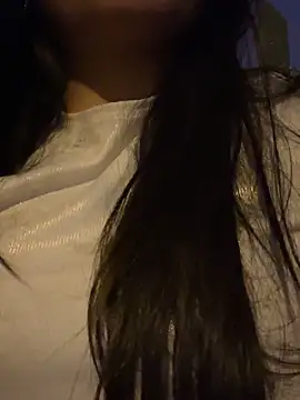 Snapshot of lunagonzales_lima_2007 chatting on 02.23.25 lunagonzales lima 2007 online show from 02.23.25