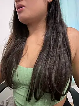 Snapshot of lunagonzales_lima_2007 chatting on 03.12.25 lunagonzales lima 2007 online show from 03.12.25