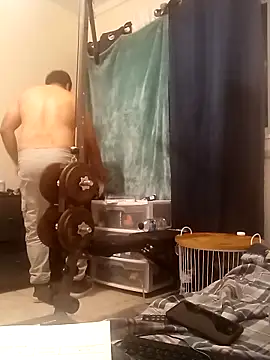 Snapshot of k1oudE chatting on 02.19.26 k1oudE online show from 02.19.26