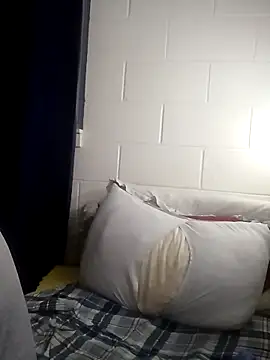 Snapshot of k1oudE chatting on 03.06.26 k1oudE online show from 03.06.26