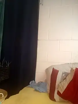 Snapshot of k1oudE chatting on 03.15.26 k1oudE online show from 03.15.26