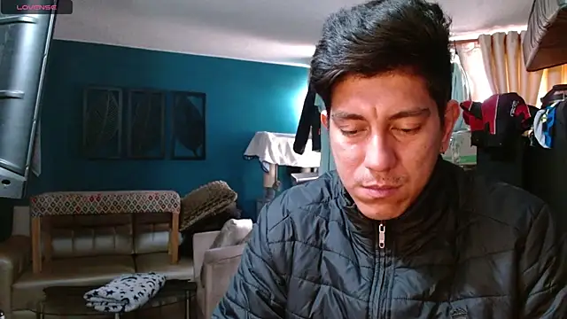 Snapshot of Noah-cock chatting on 11.09.25 Noah-cock online show from 11.09.25