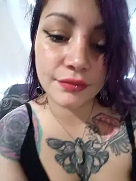 Miss Amelie online show from 01.09.25