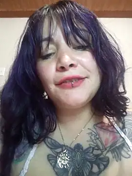 Miss Amelie online show from 03.01.25