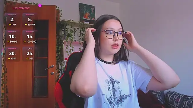 kittenrisha online show from 02.17.25