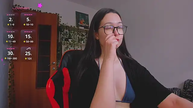 kittenrisha online show from 03.04.25