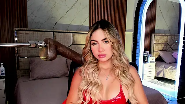 EmiilyHendriixx online show from 10.09.25