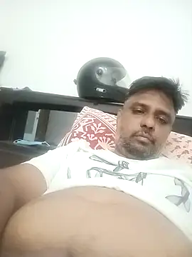 Snapshot of jemes21in chatting on 11.15.25 jemes21in online show from 11.15.25