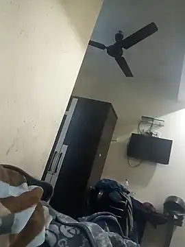 Snapshot of jemes21in chatting on 11.19.25 jemes21in online show from 11.19.25