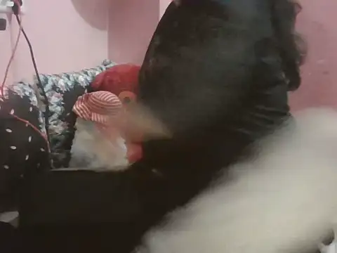 Snapshot of Hot-shanvi chatting on 11.18.25 Hot-shanvi online show from 11.18.25