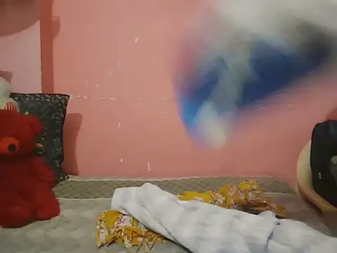 Snapshot of Hot-shanvi chatting on 12.01.25 Hot-shanvi online show from 12.01.25