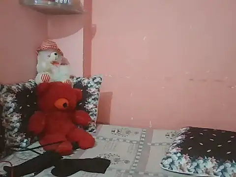 Snapshot of Hot-shanvi chatting on 12.16.25 Hot-shanvi online show from 12.16.25