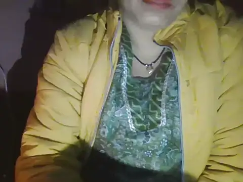 Snapshot of Hot-shanvi chatting on 01.14.26 Hot-shanvi online show from 01.14.26