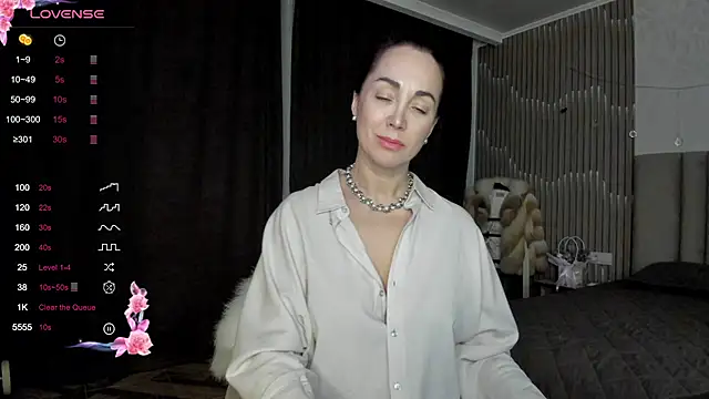 Monica Weiss online show from 03.01.26