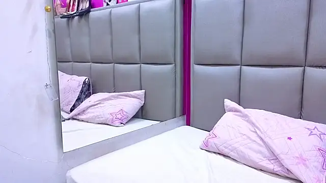 KRYSSTARITTER4 online show from 07.12.26