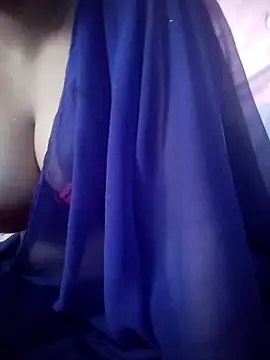 Snapshot of muskan-Sharma chatting on 03.22.25 muskan-Sharma online show from 03.22.25