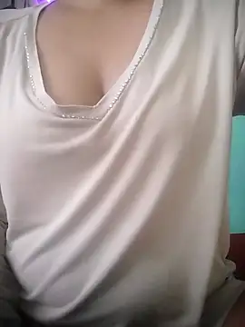 Snapshot of muskan-Sharma chatting on 09.26.25 muskan-Sharma online show from 09.26.25