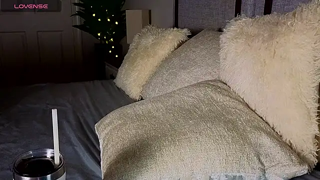 ivynyxx online show from 08.05.26