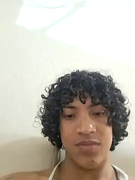 Snapshot of -Damian_Caliente- chatting on 01.10.25 -Damian Caliente- online show from 01.10.25