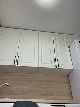 Snapshot of TheYourL chatting on 11.30.25 TheYourL online show from 11.30.25