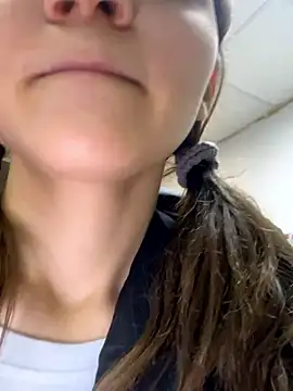 Snapshot of TheYourL chatting on 01.08.26 TheYourL online show from 01.08.26