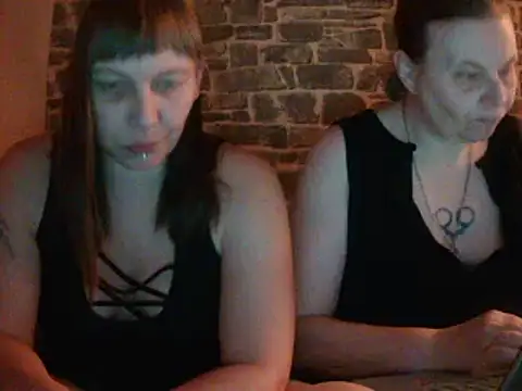 Snapshot of Sweet_Phoenix chatting on 01.14.25 Sweet Phoenix online show from 01.14.25