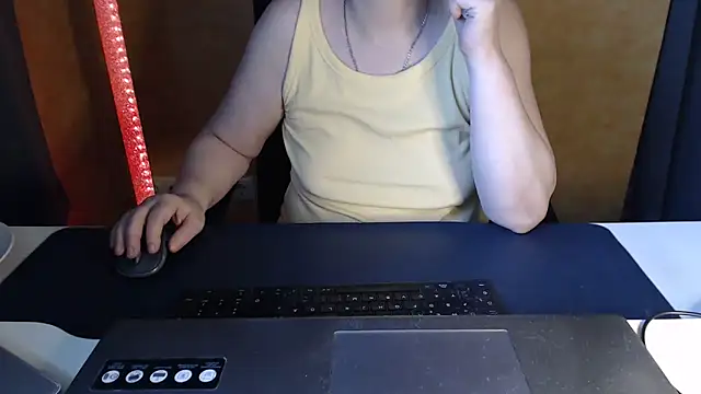 Snapshot of Sweet_Phoenix chatting on 05.24.26 Sweet Phoenix online show from 05.24.26