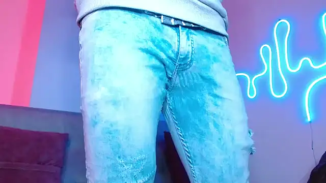 Joylopez fit online show from 02.23.25