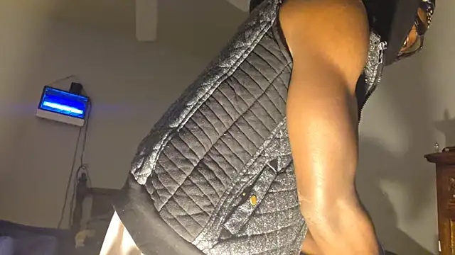 dominatingblacklove online show from 11.20.25