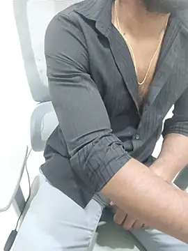 Snapshot of hot_boy_dic chatting on 03.05.26 hot boy dic online show from 03.05.26