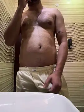 skyisthelimit12 online show from 03.18.25