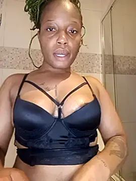 Snapshot of Thando04 chatting on 01.16.25 Thando04 online show from 01.16.25
