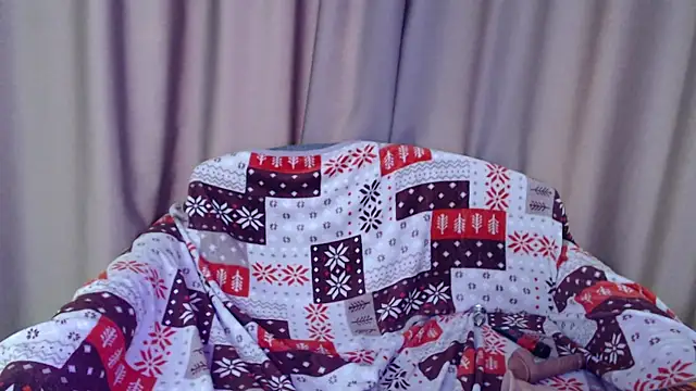 Snapshot of blaire__18 chatting on 01.26.25 blaire 18 online show from 01.26.25