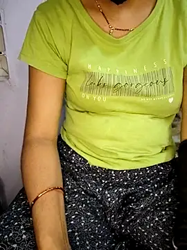 lovelygirl4567 online show from 02.11.25