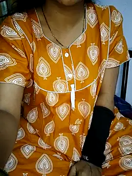 lovelygirl4567 online show from 03.10.25