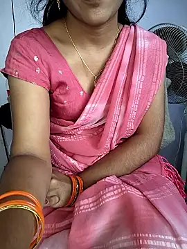 Snapshot of lovelygirl4567 chatting on 11.11.25 lovelygirl4567 online show from 11.11.25