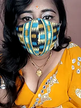 Snapshot of Lovely-Shivani chatting on 02.11.25 Lovely-Shivani online show from 02.11.25