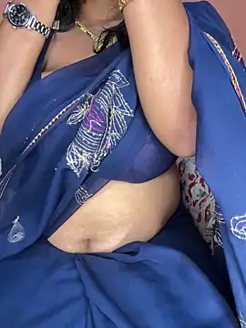 Snapshot of Lovely-Shivani chatting on 03.09.25 Lovely-Shivani online show from 03.09.25