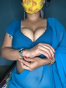 Snapshot of Lovely-Shivani chatting on 09.30.25 Lovely-Shivani online show from 09.30.25