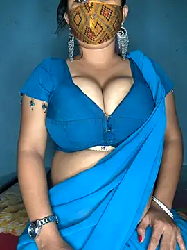 Snapshot of Lovely-Shivani chatting on 10.10.25 Lovely-Shivani online show from 10.10.25