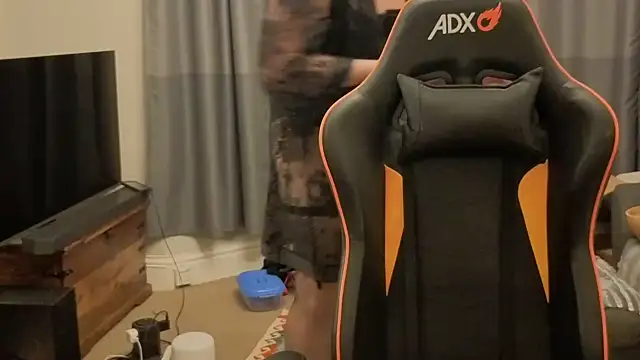 Snapshot of NaughtyCatherineClimax74 chatting on 12.21.25 NaughtyCatherineClimax74 online show from 12.21.25