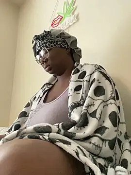 Snapshot of DamnBubbles chatting on 02.09.26 DamnBubbles online show from 02.09.26