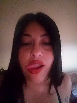 Snapshot of Americ44 chatting on 11.25.25 Americ44 online show from 11.25.25