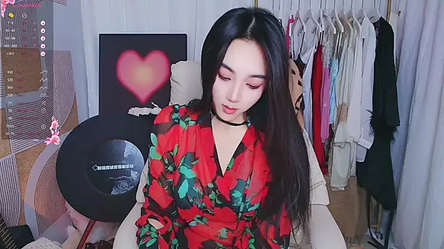 xiaotiantian-76 online show from 11.17.25