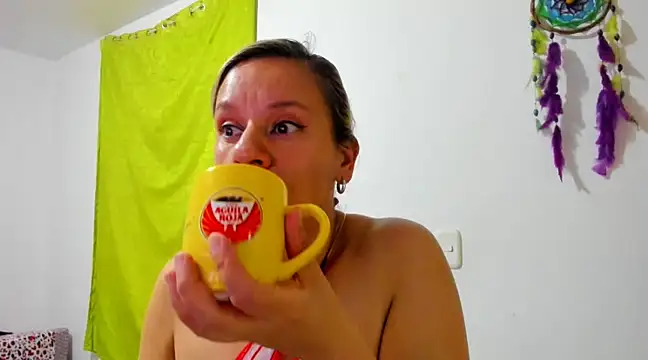 Snapshot of sofi_saliva2511 chatting on 02.02.25 sofi saliva2511 online show from 02.02.25